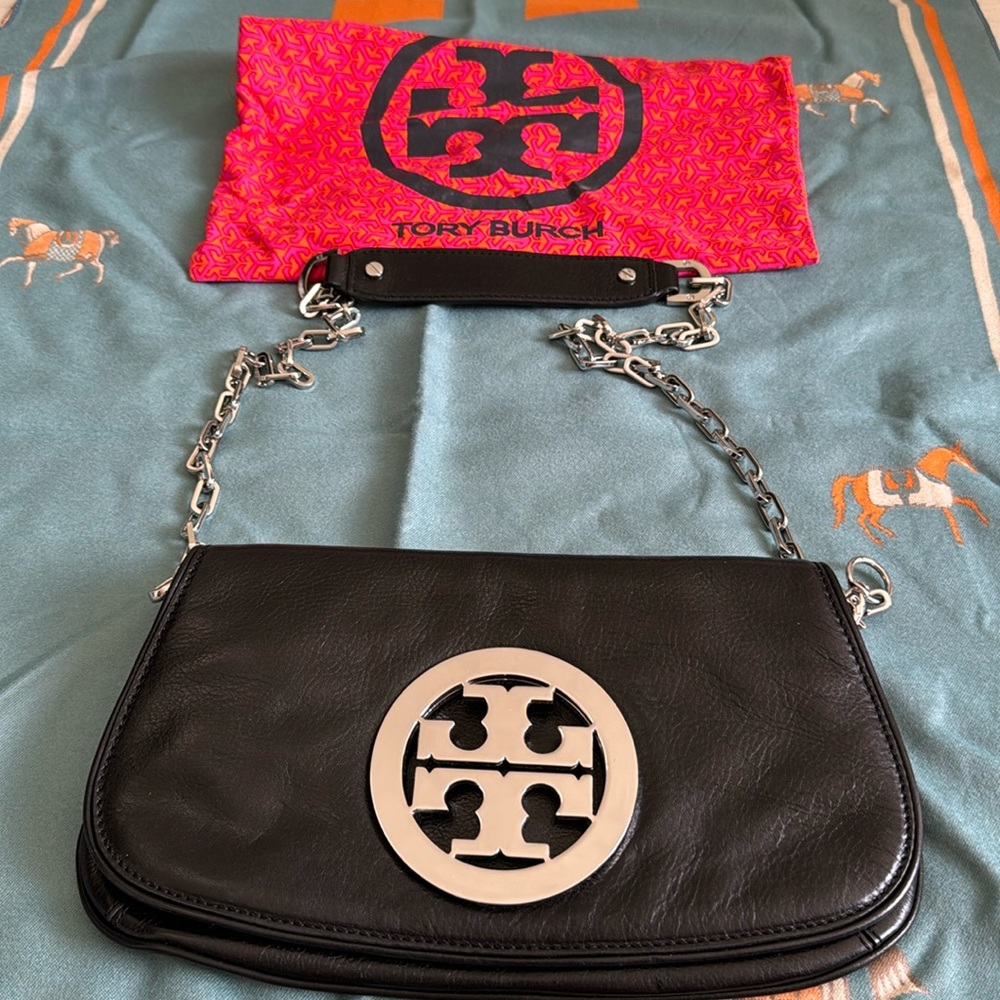 Tory Burch crossbody silver